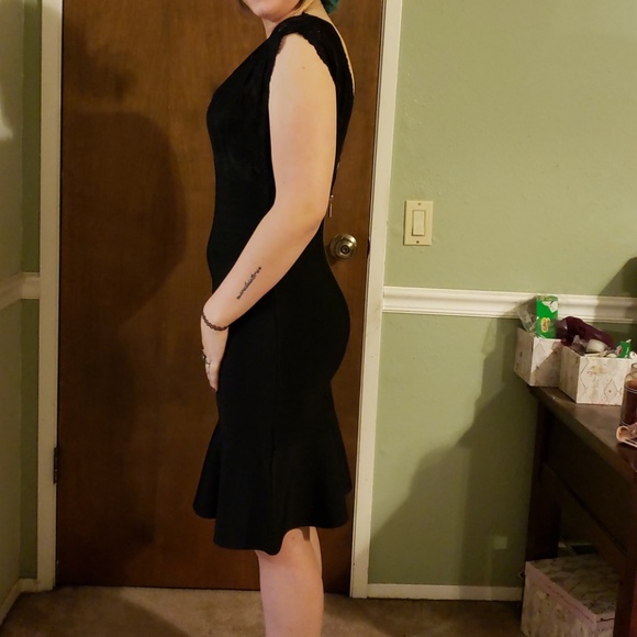 Dress - Picture 2 of 3